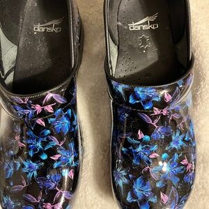 DANSKO SIZE 38